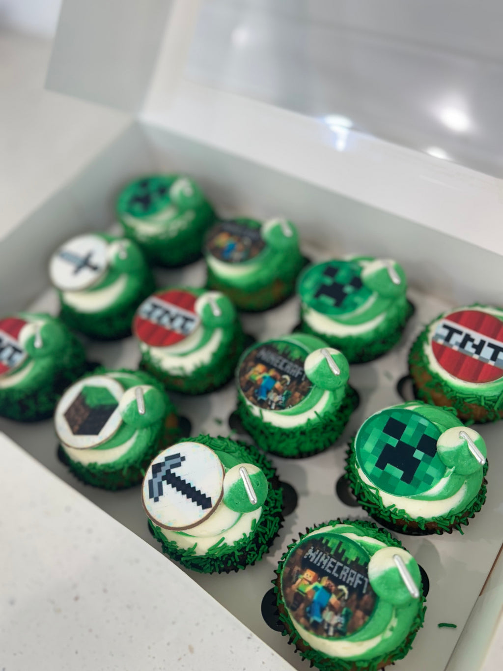 Edible image Cupcakes(Dozen)