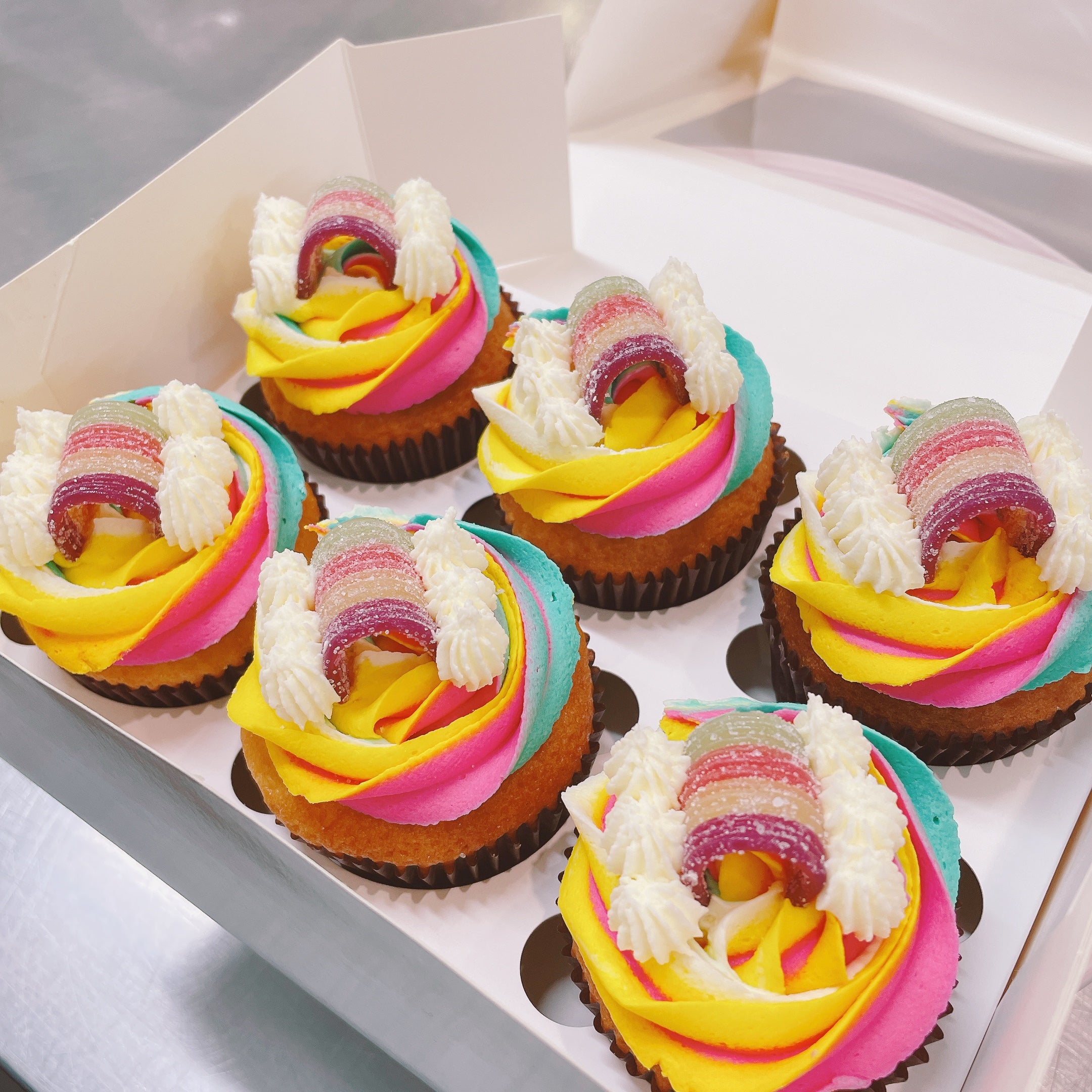Standard Cupcake 6 Pack